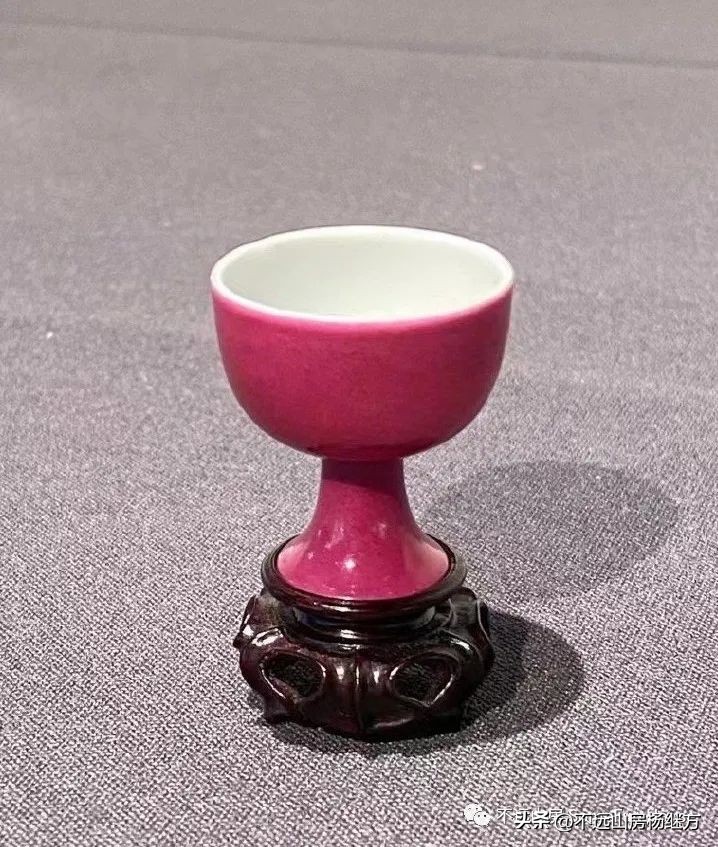 雍正乳白釉瓷器 (雍正年代青釉瓷器)