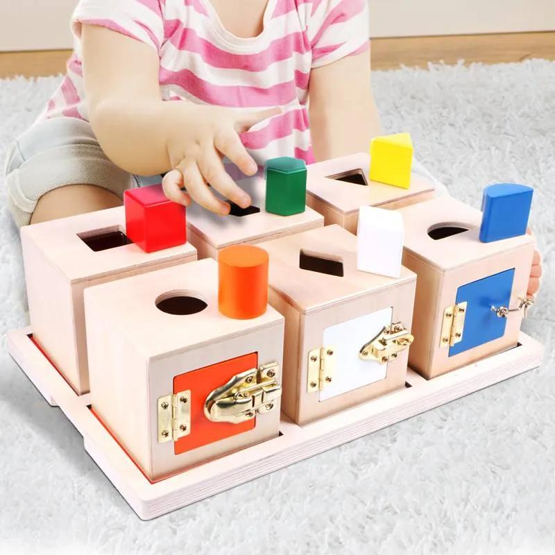 3月龄宝宝发育特点和早教指南,1-22个月宝宝大动作发育训练指南