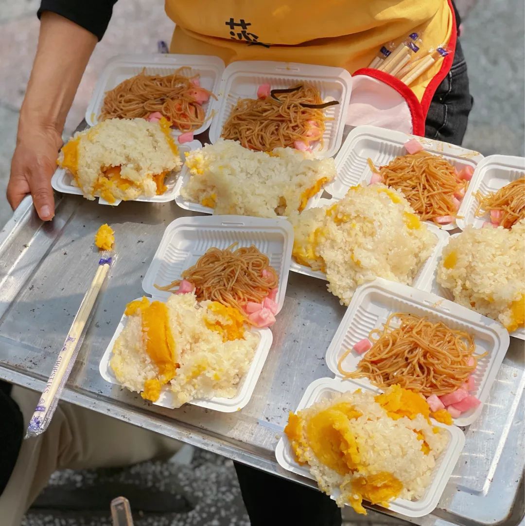 朝天门美食批发市场盒饭,朝天门批发市场美食推荐