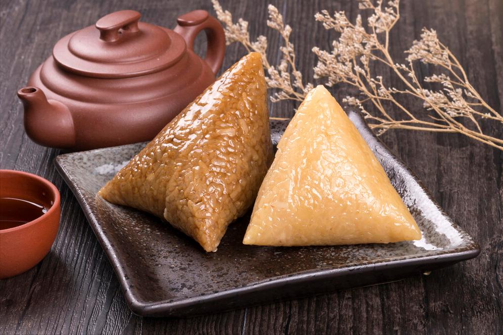 怎么才能让煮好的粽子又软又糯,煮粽子时为何会出现粽子夹生现象