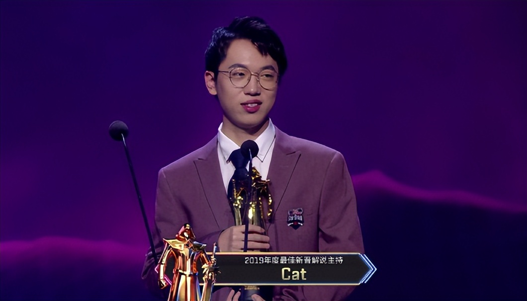 电竞，到底算不算一碗“青春饭”？