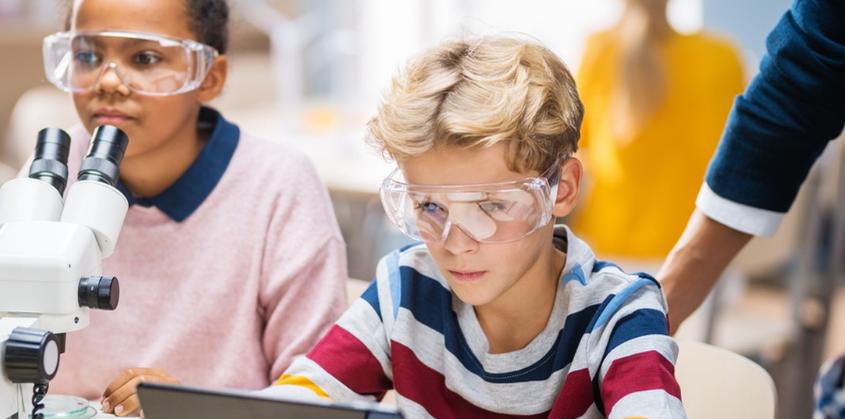 阿莫西林不是消炎药?提醒:真正的消炎药只有2种,别吃错了