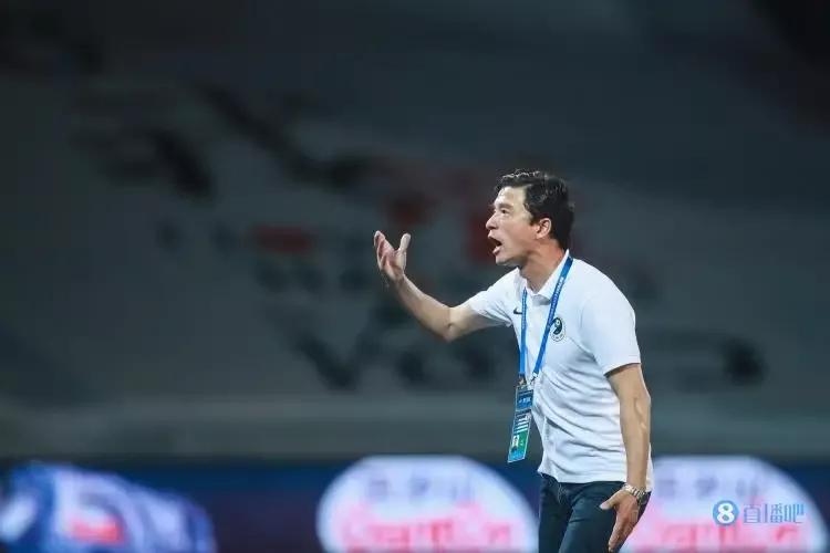 刘若钒梅西式进球,西甲加的斯邀刘若钒加盟