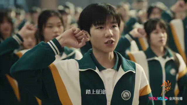 人民文娱王源采访,众人对王源的评价