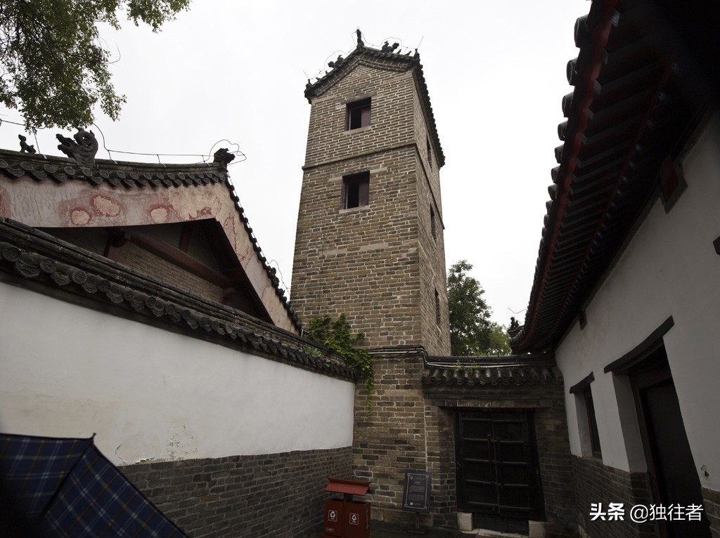 孔府正门以及正门楹联,孔府重光门对联图片