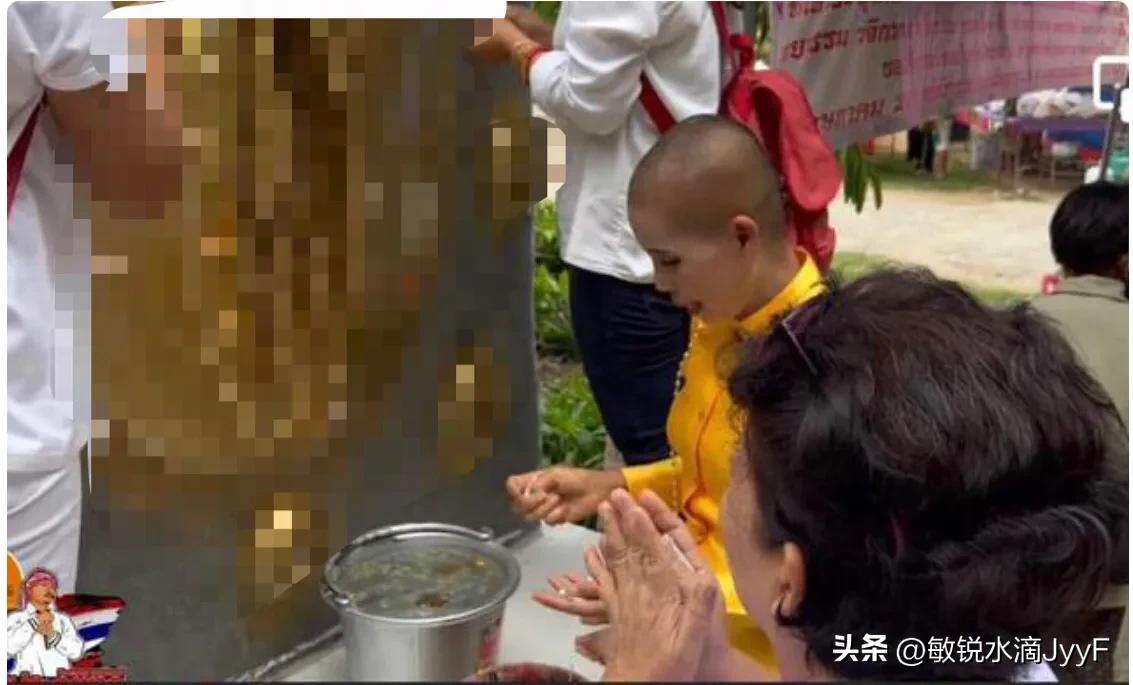 泰国佛教雕像,泰国僧侣妇人雕像