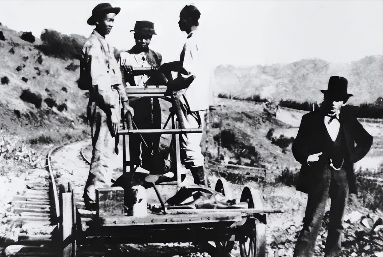 美国离“华人集中营”又进了一步