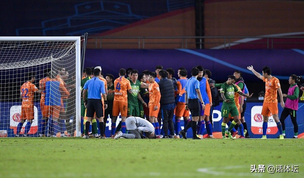从情理之中到深感意外，作为中超的标杆球队，为何2度自我打脸？