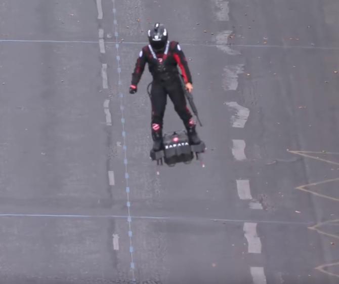 香港空中不明飞行物,香港天空出现不明飞行物