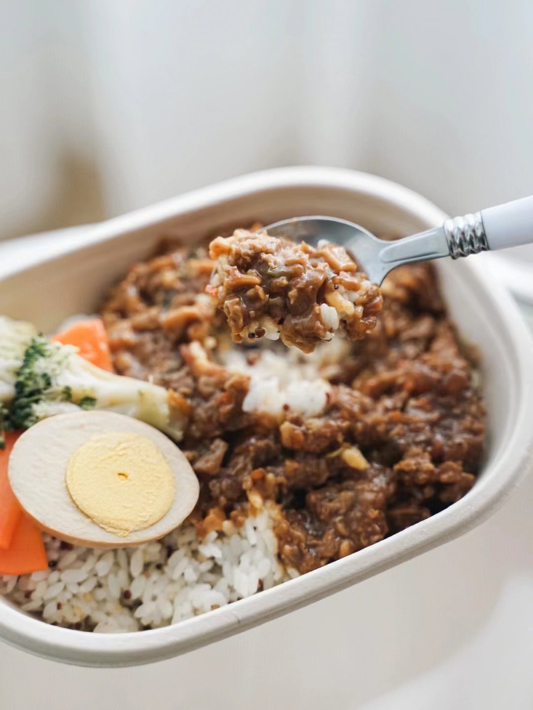 安全食报：ALDI奥乐齐推出两款使用别样肉客®植物蛋白的中式便当