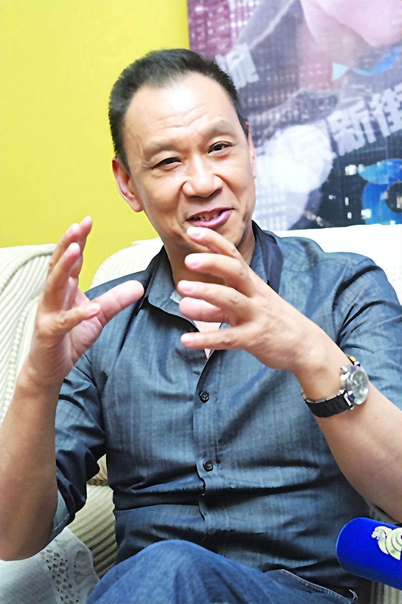 老戏骨王学圻：与结婚40年的妻子对簿公堂，11年后却感觉愧对儿子