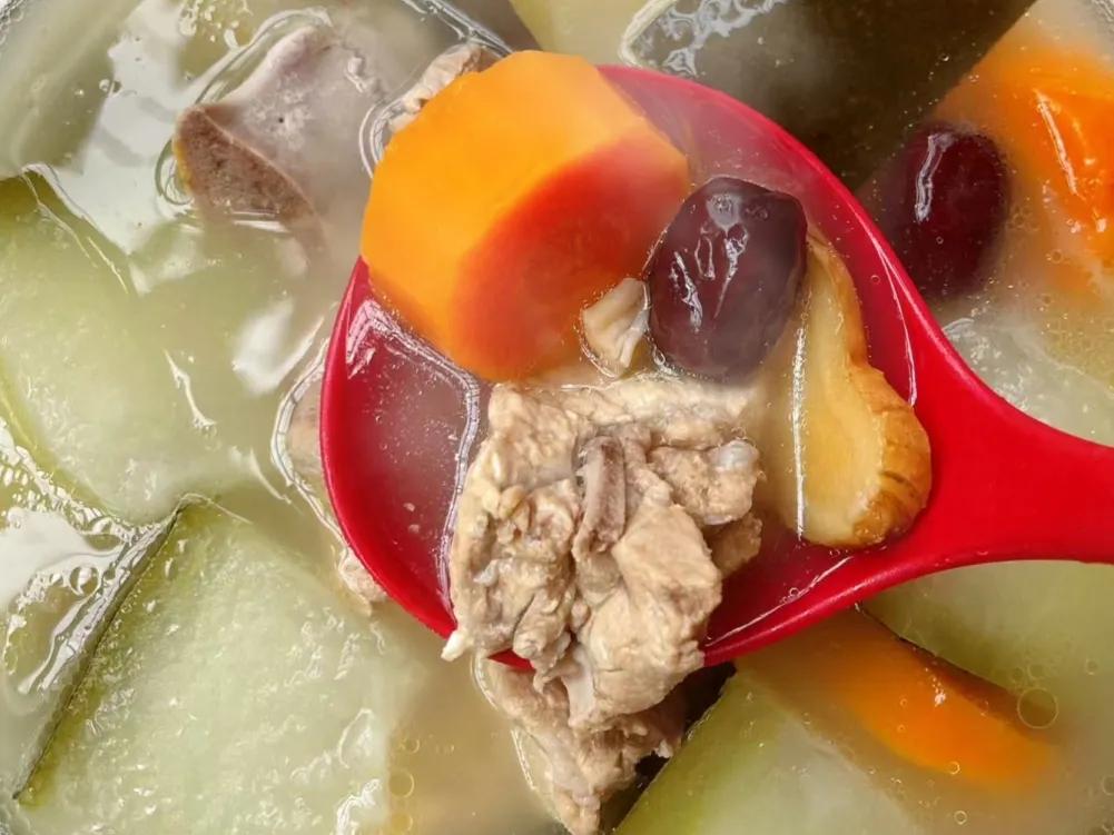 滋阴降火的炖汤配方,祛湿养胃止咳炖汤