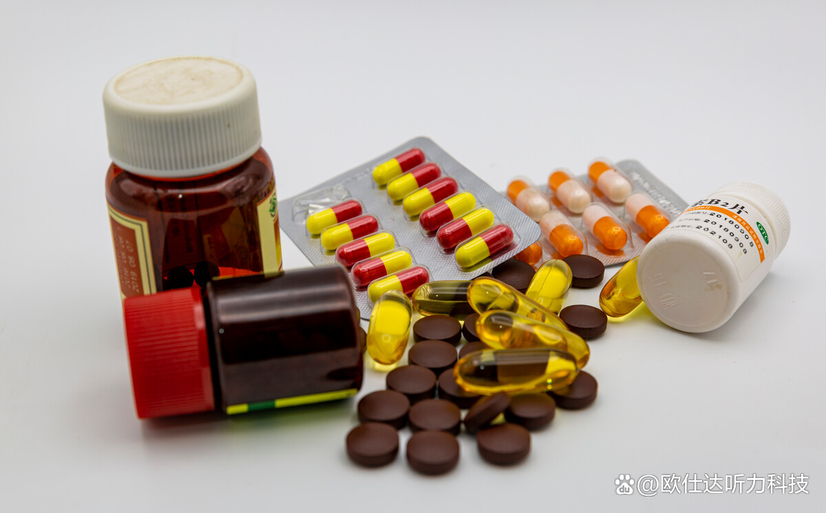 手机最大声会损害婴儿听力吗,手机掉落床上会不会影响宝宝听力