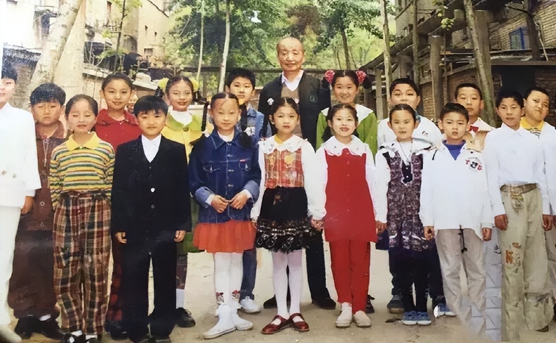 郭鹤鸣为什么离开德云社,被德云社开除的人