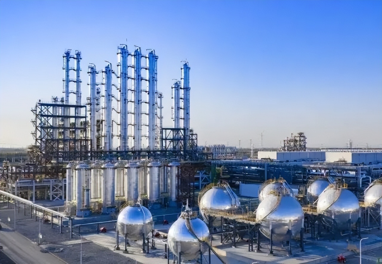 3000亿长单在手，大全能源“大而不全”、业务单一恐成“硬伤”