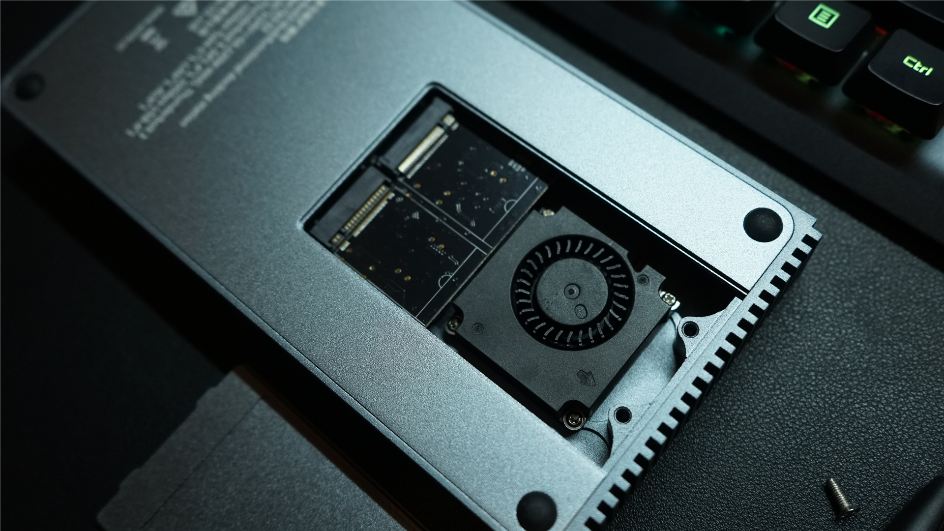 奥睿科tb3-s1扩展坞,奥睿科tb3-s2雷电3硬盘盒扩展坞