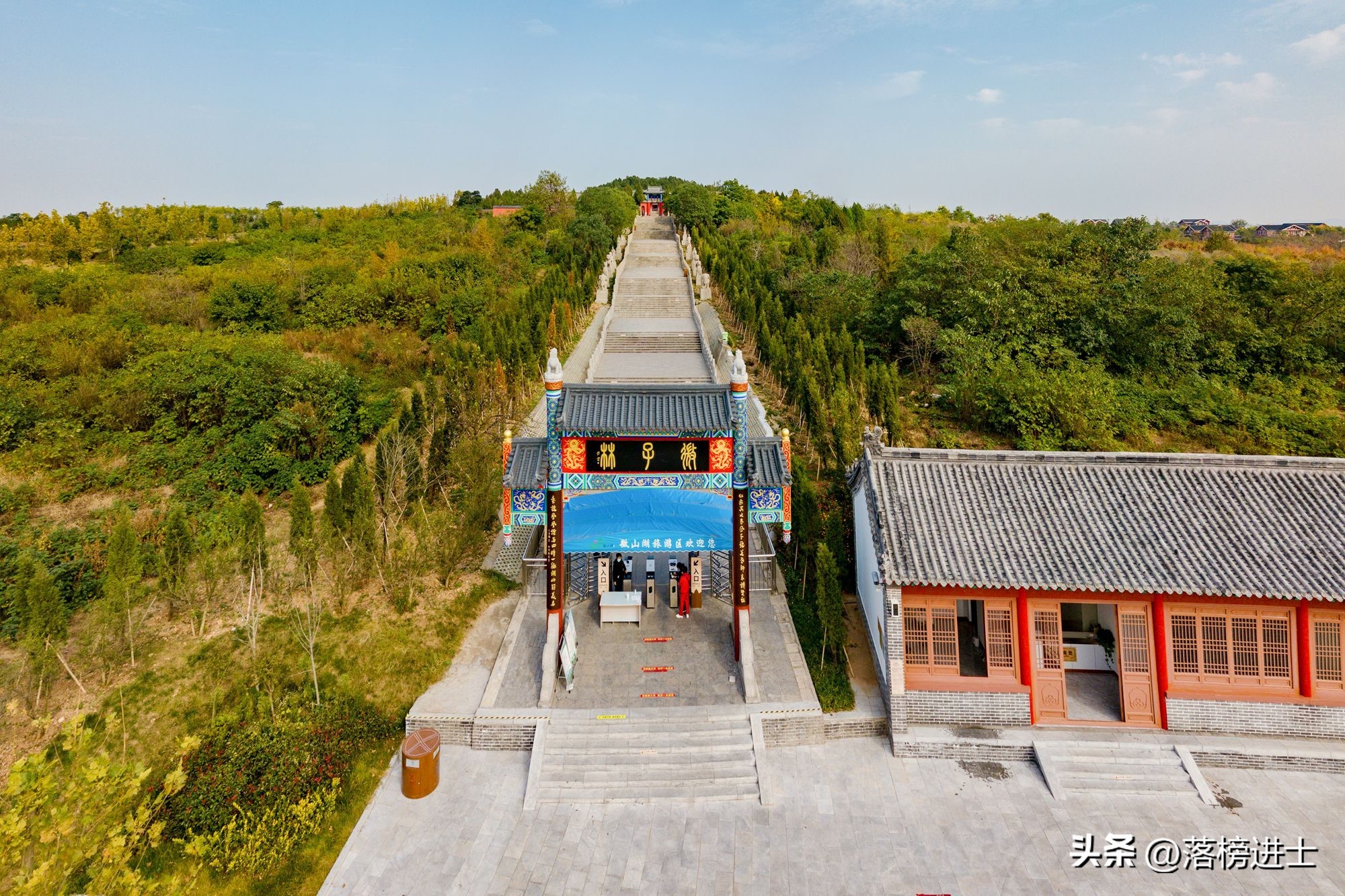 济宁微山湖旅游指南图高清,济宁微山湖包括哪几个湖
