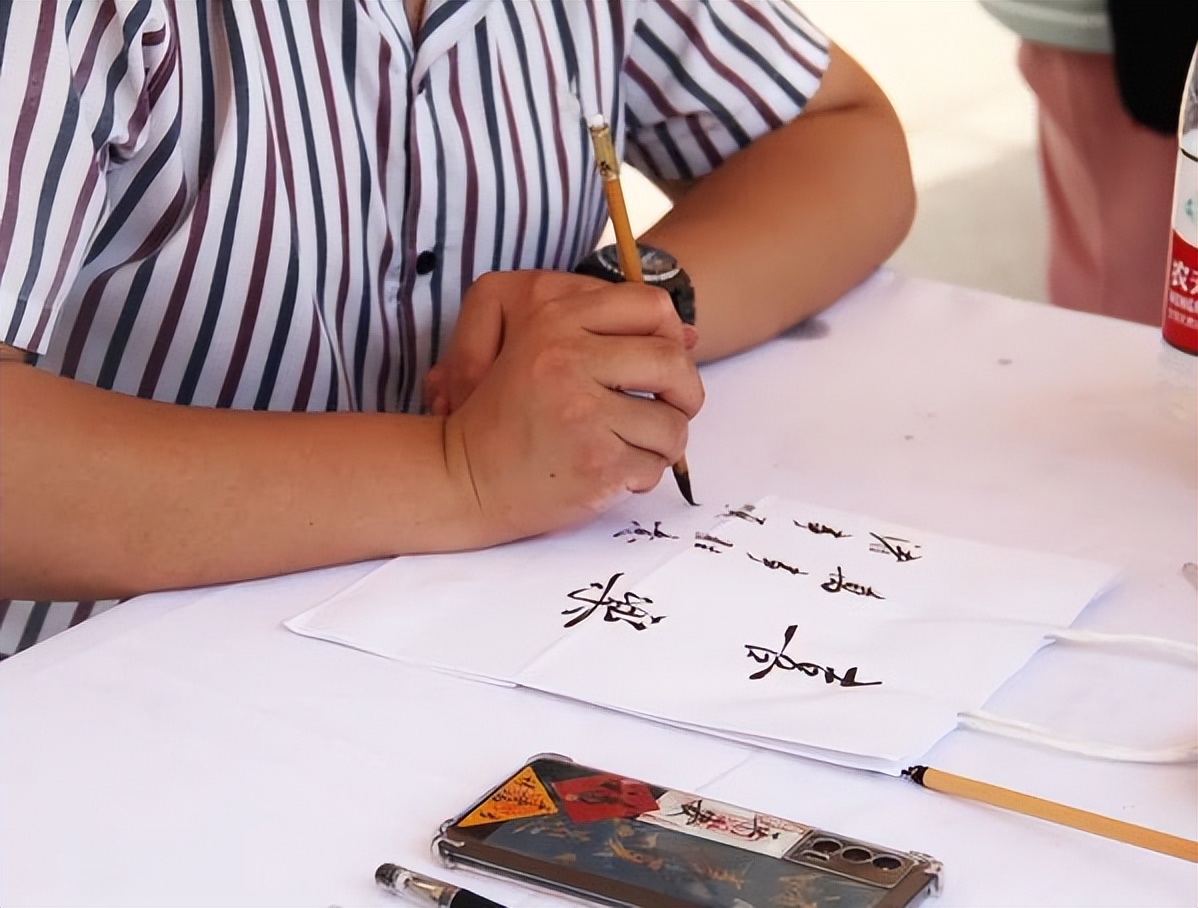 武汉城市职业学院的就业前景,武汉职业教育周启幕