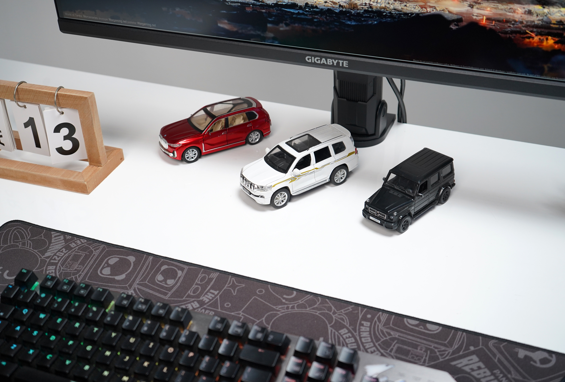 技嘉显示器m34,技嘉M32UC显示器