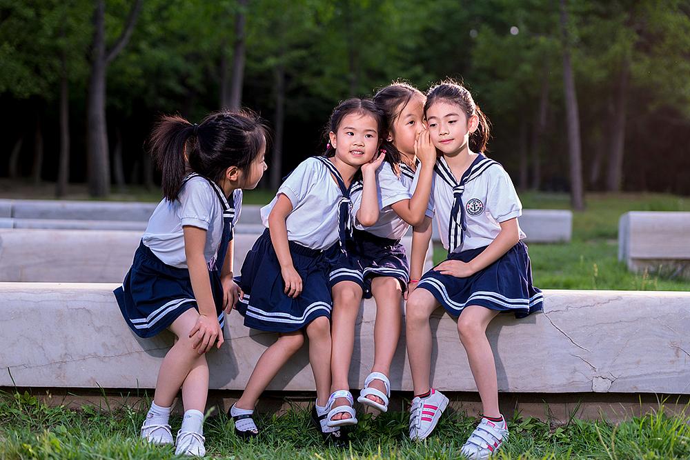 幼儿园毕业照收费328元可以举报吗,幼儿园照毕业照收费200多合理吗