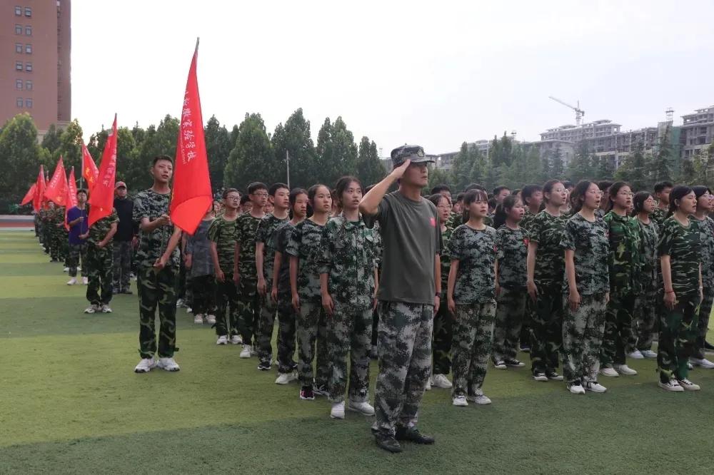 新徽实验学校军训2021,迷彩青春不负韶华军训