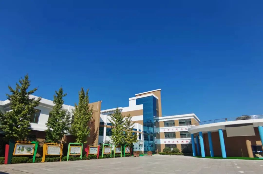 青岛城阳区古庙小学,城阳正阳路小学和古庙小学哪个好