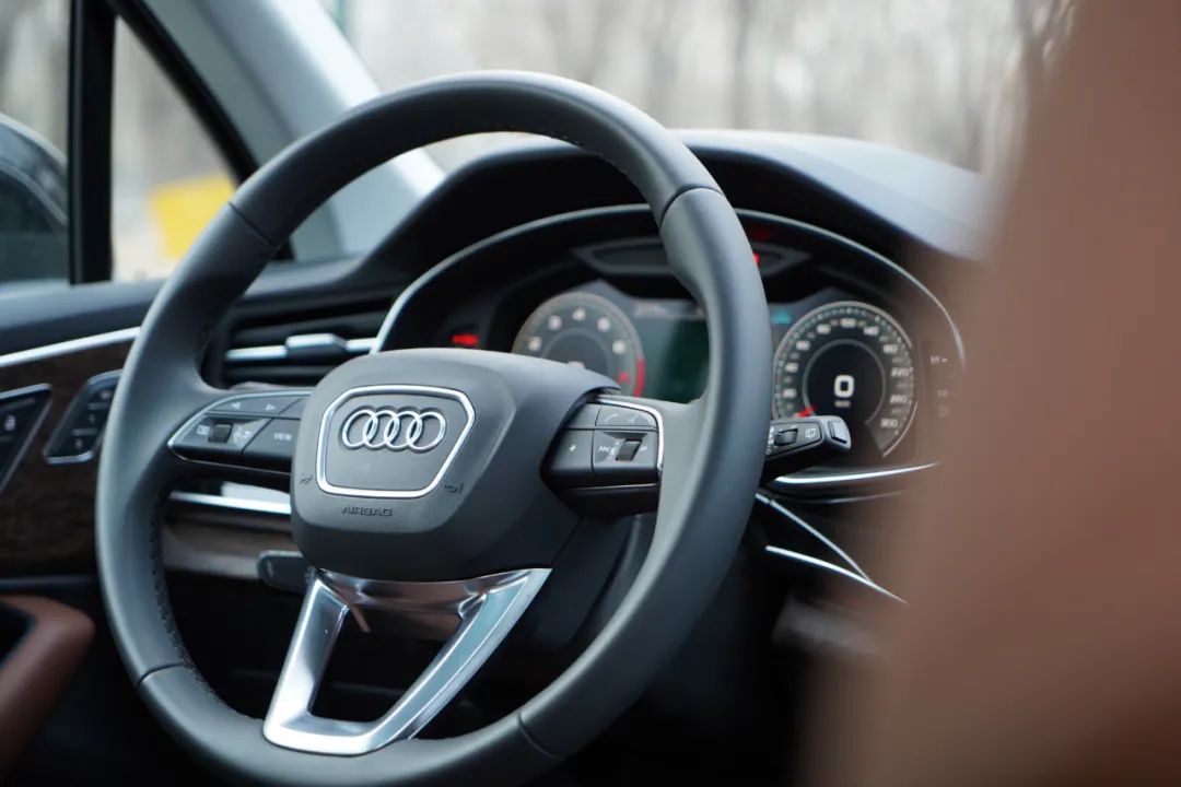 新款奥迪q7和老款比较,老款奥迪q7vs老款奥迪q5