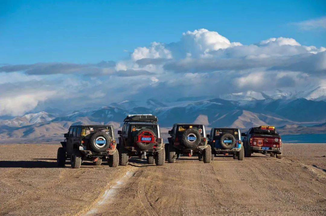 独库公路和川藏线风景,独库公路全程旅行攻略
