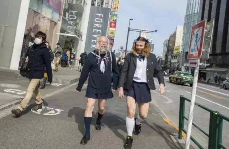 冷门缺人却高薪的职业男生有哪些,有什么冷门但是很赚钱的职业吗