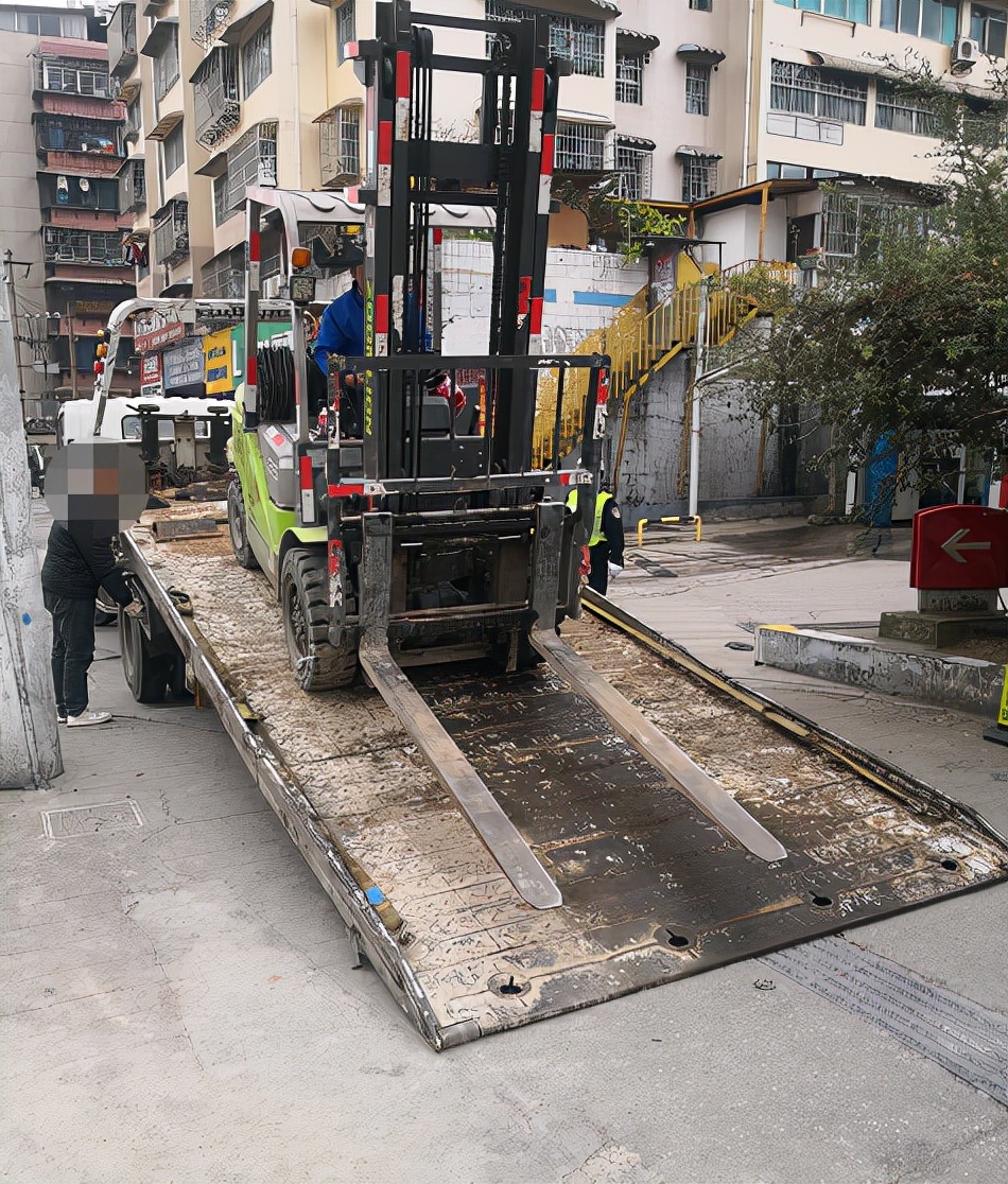 叉车违规作业导致事故谁来处理,叉车违规操作找哪个部门