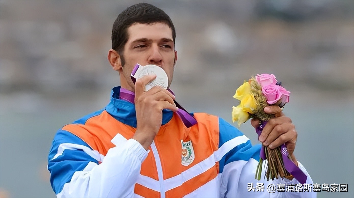 文体两开花唱跳不分家,文体两开花跳舞