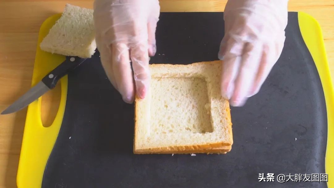 港式甜品奶露多士做法,港式漏奶华做法