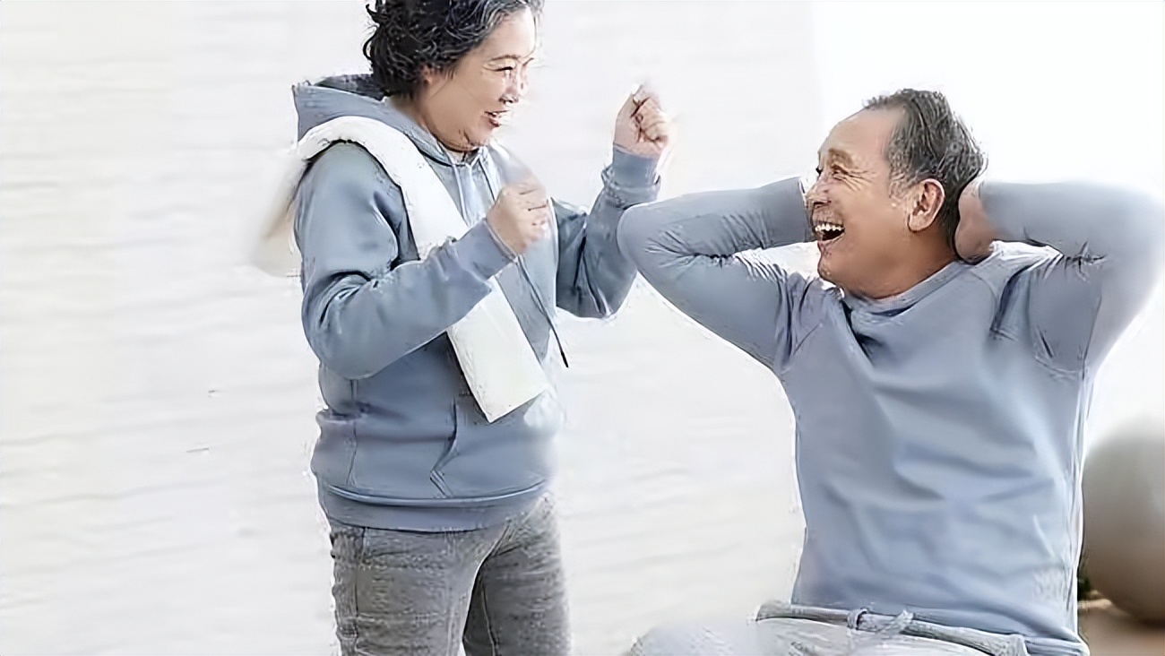 体重与死亡率关系被发现，60岁以后这个体重更长寿，你达标了吗？