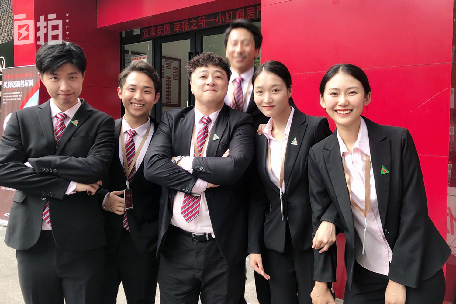 我，美国名校毕业，辞去白领工作，靠当群演养活自己