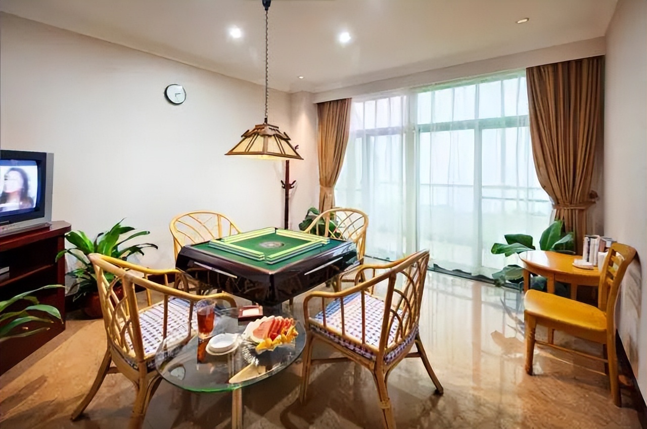 东莞樟木头三正半山度假酒店,东莞樟木头三正半山酒店预订电话