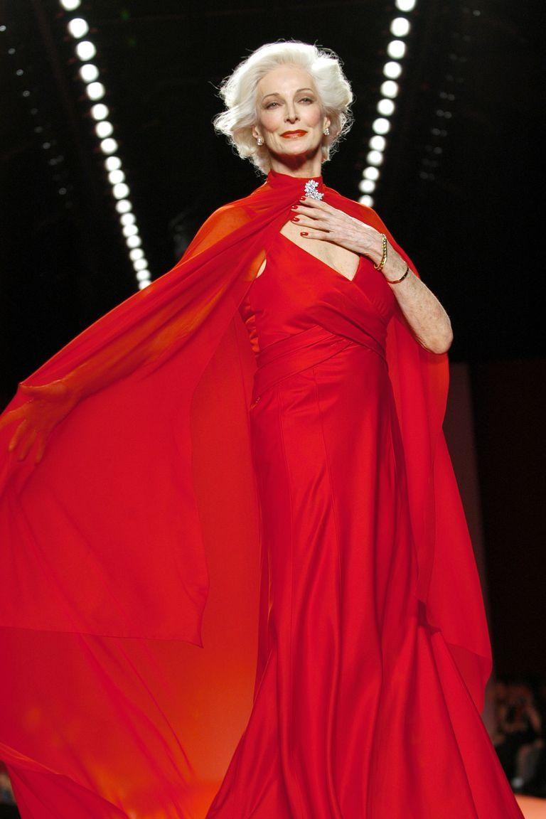 名模卡门20-80岁的成长历程,91岁超模卡门戴尔美了一辈子