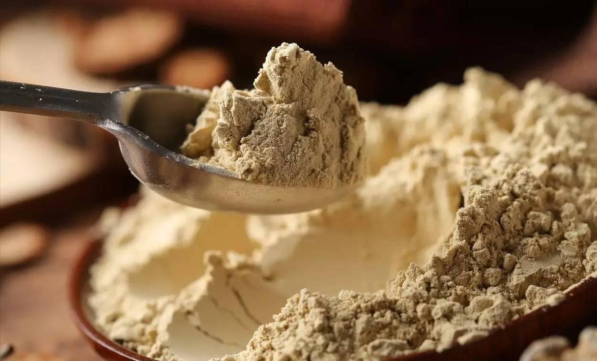 高血压患者，平时可以用三七粉代替高血压药物吗？医生为您说明