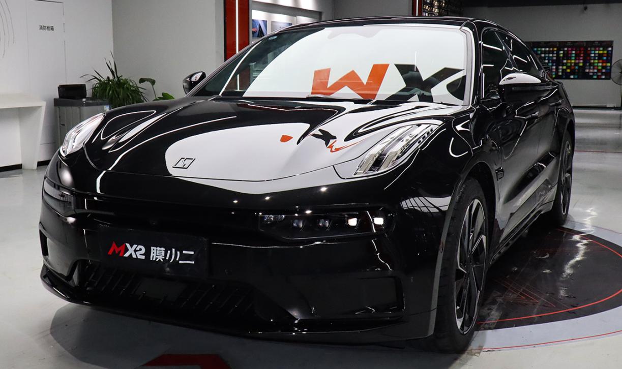 新车镀晶和隐形车衣可以同时用吗,新车贴隐形车衣好还是镀晶好