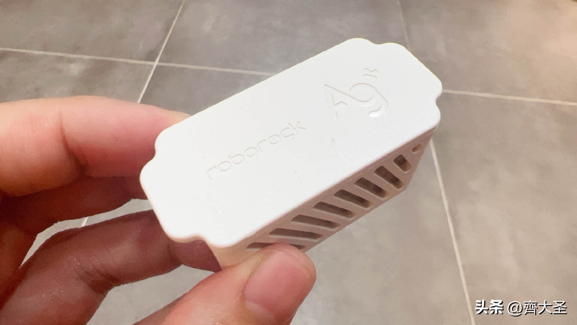 g10spure和p10pro哪个更值得入手,扫拖一体机器人评测石头g20