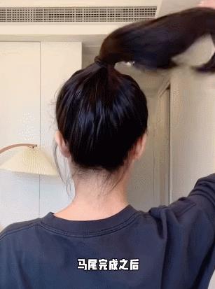 冬天披发好看又显脸小的发型,冬季干净利落减龄的发型