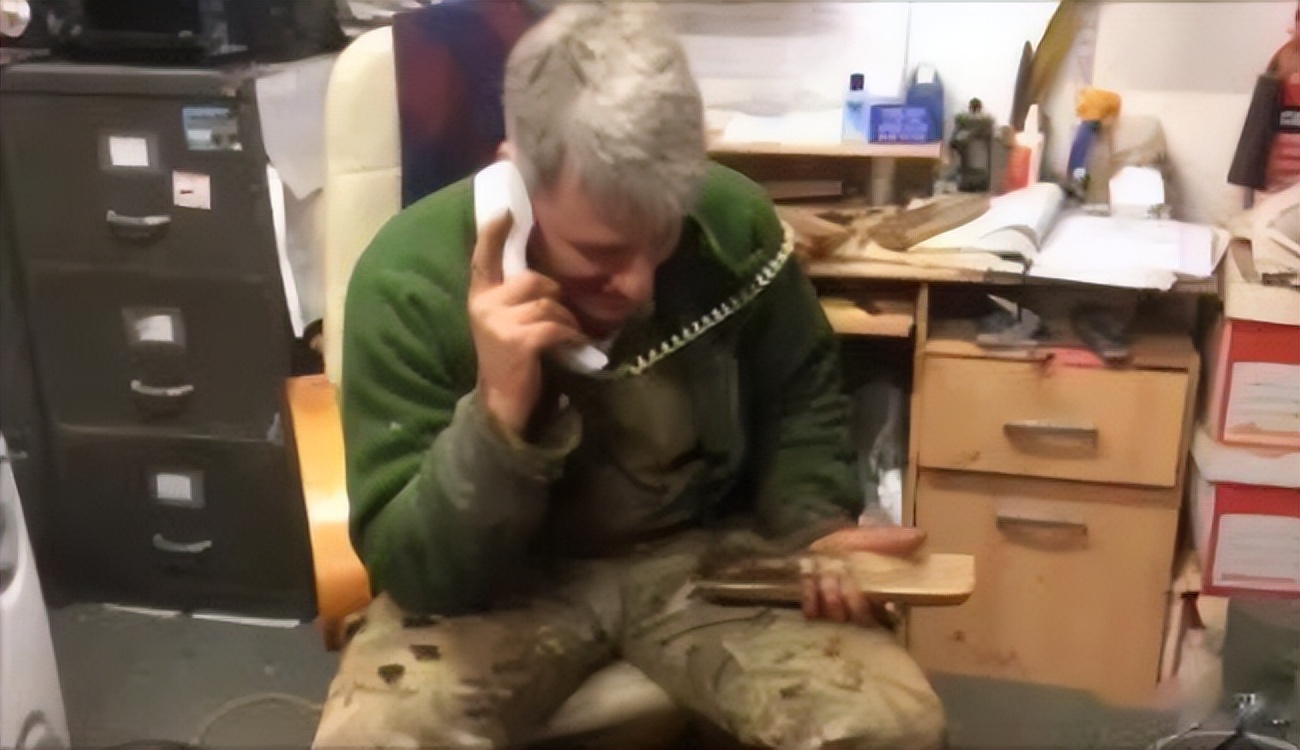 英国一名男子买了一辆坦克,英国男子花300镑