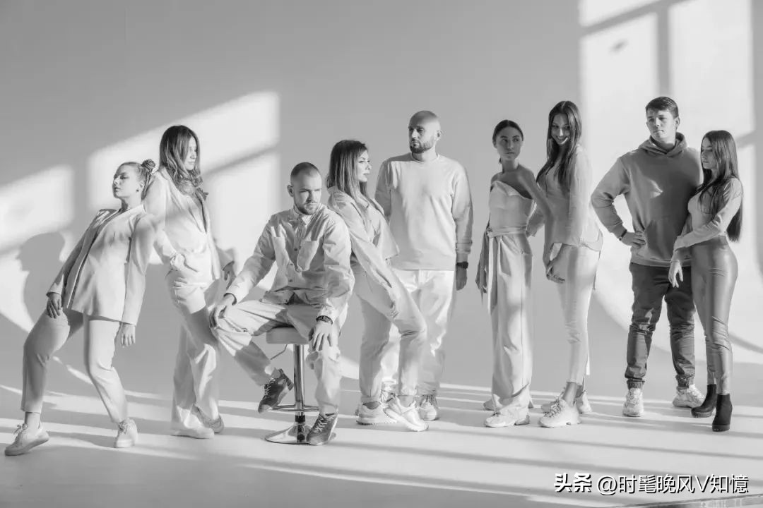 质感高级灰极简至奢的浪漫,客厅阳光房高级灰极简