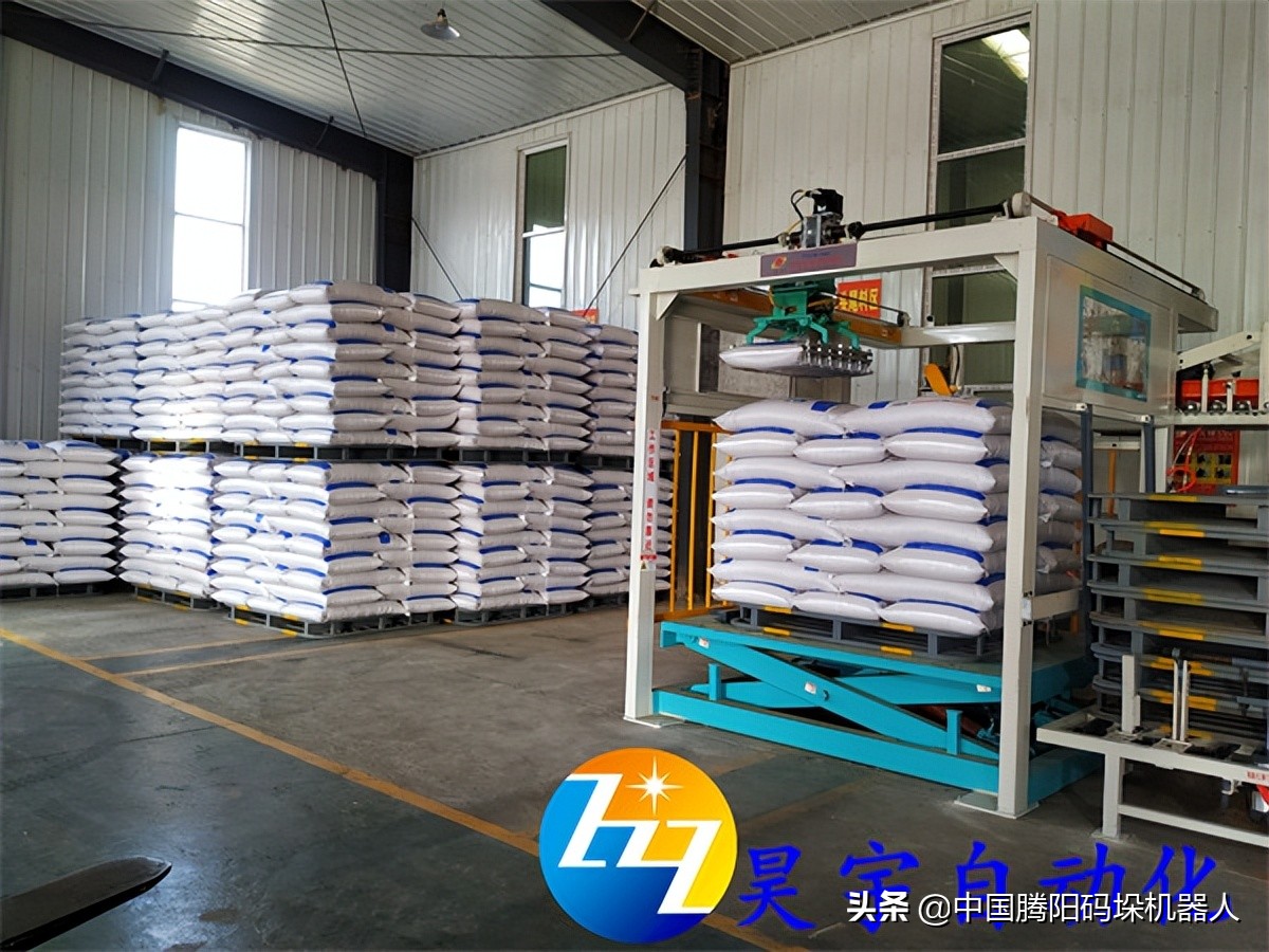 腻子粉低成本自动码垛机器,腻子粉码垛机厂家