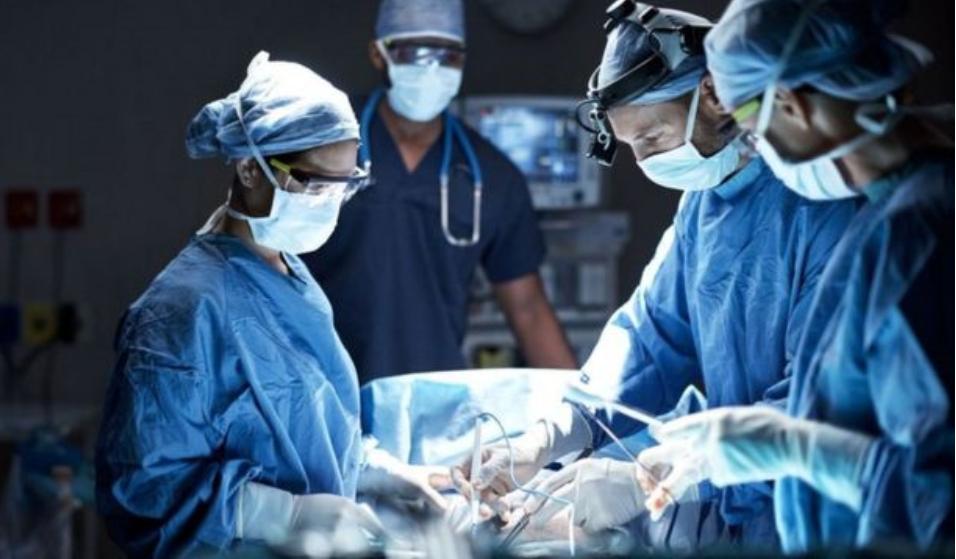 最美变性人河莉秀:因不能生育被丈夫抛弃,45岁认爱企业家新男友