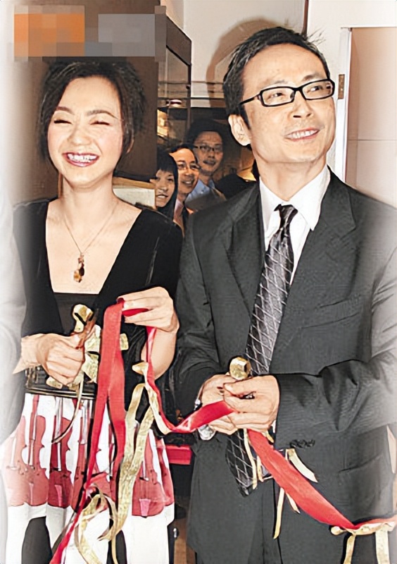 宝丽金四朵金花vs滚石四朵金花,宝丽金公认四朵金花