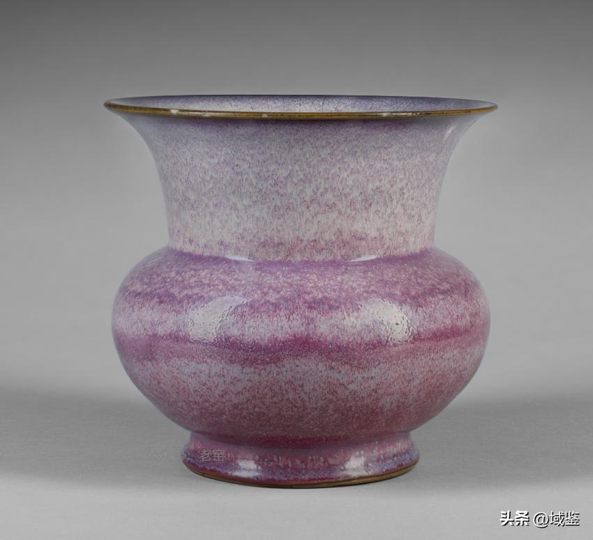 一个痰盂拍卖1亿,一只痰盂上了外国拍卖会