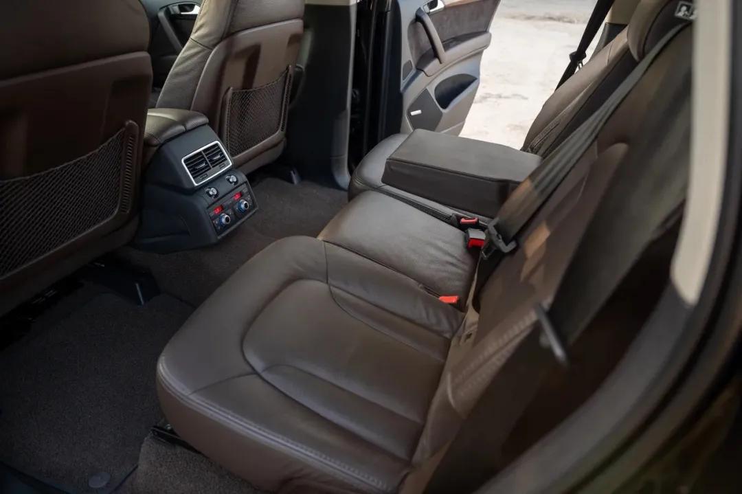 高性价比二手车推荐09年奥迪q7,2021款极品二手顶配奥迪q7