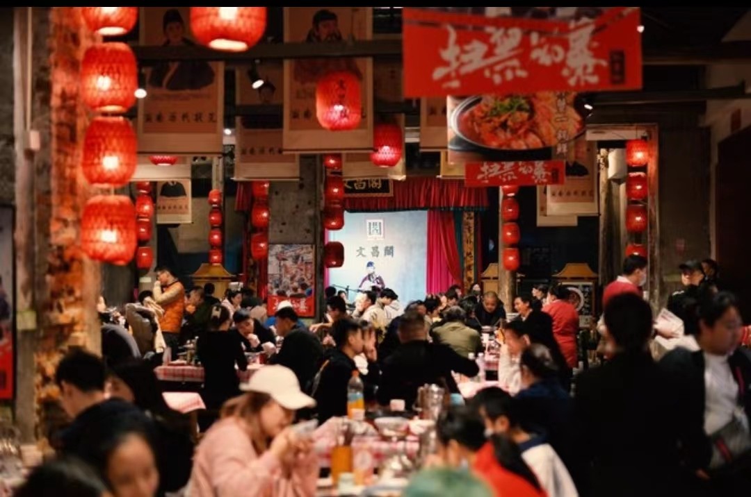 女人误入传销骗局,女大学生轻信网友误入传销窝点