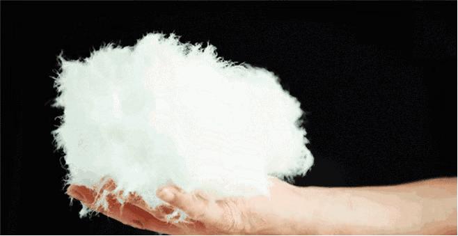 不能干洗的羽绒服怎么清洁,羽绒服不能水洗怎么清理