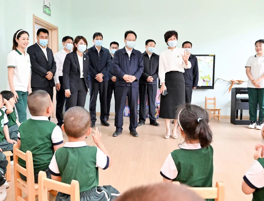 景俊海在“六一”国际儿童节到来之际寄语全省少年儿童